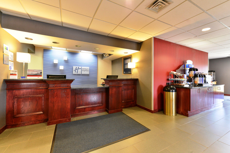 Public Area, Holiday Inn Express CORNING - PAINTED POST by IHG, Steuben