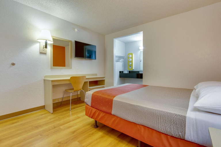 Bedroom 3, Motel 6 Tempe, AZ - Scottsdale South, Maricopa