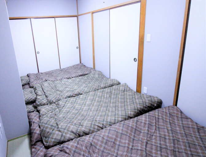 Bedroom 2, Central Field 5-6F, Nakano City