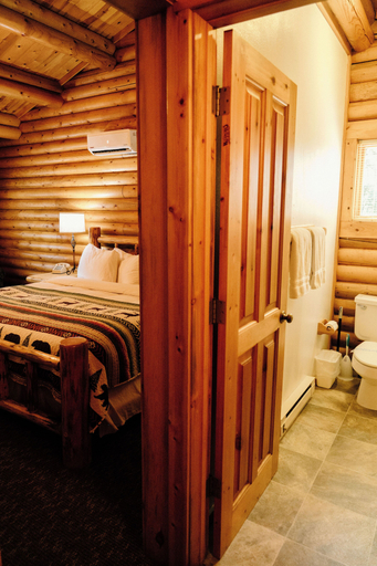Bedroom 3, North Forty Resort, Flathead