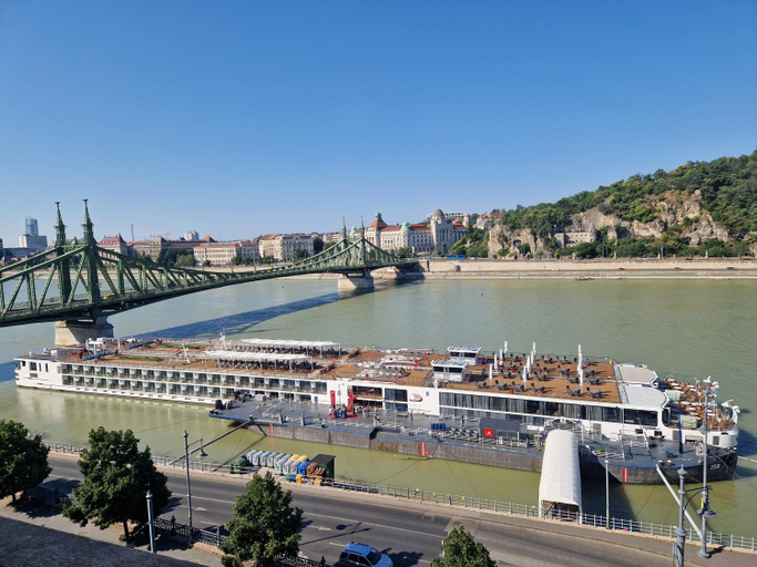 Others 3, Danube Wonder View apartment, Budapesti