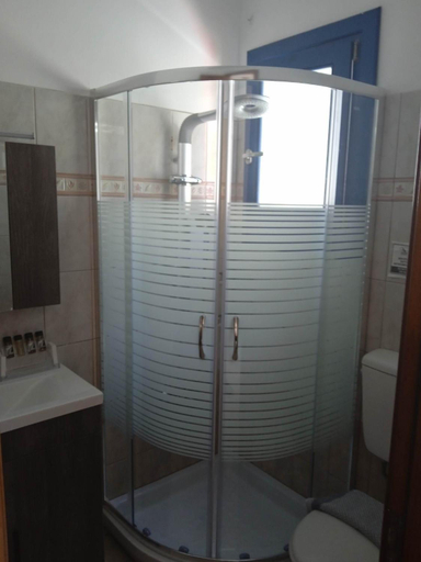 Bathroom 3, Studio Poseidon, South Aegean