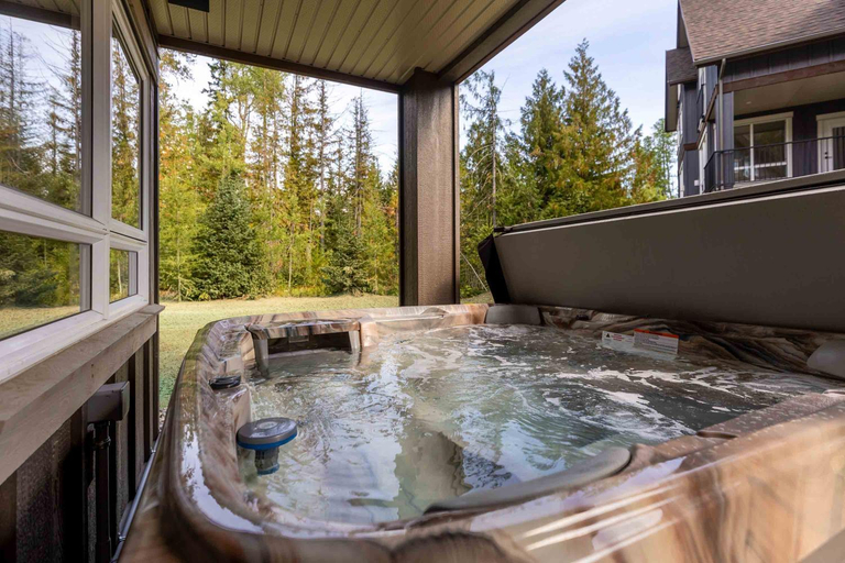 Sport & Beauty, Polar Peak by Fernie Central Reservations, East Kootenay