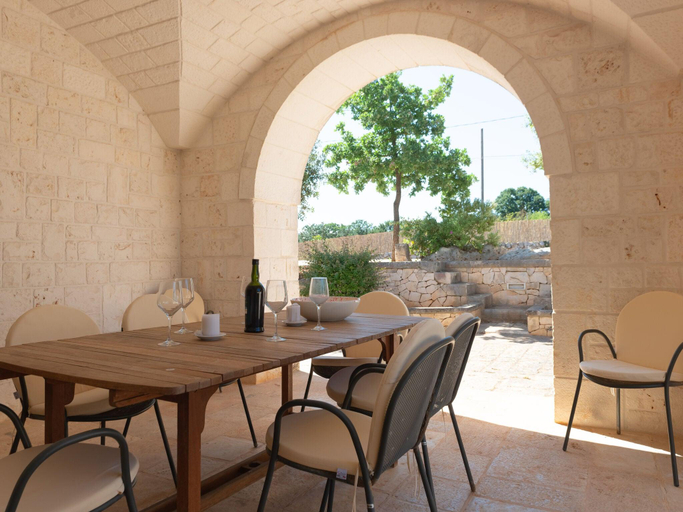 Food & Drinks, Trullo in Puglia with Pool and Valley Views, Brindisi
