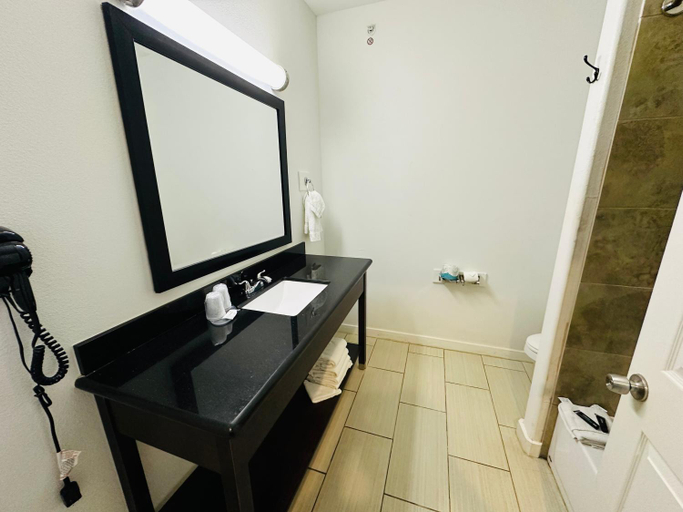 Bathroom 4, Extend A Suites, Live Oak