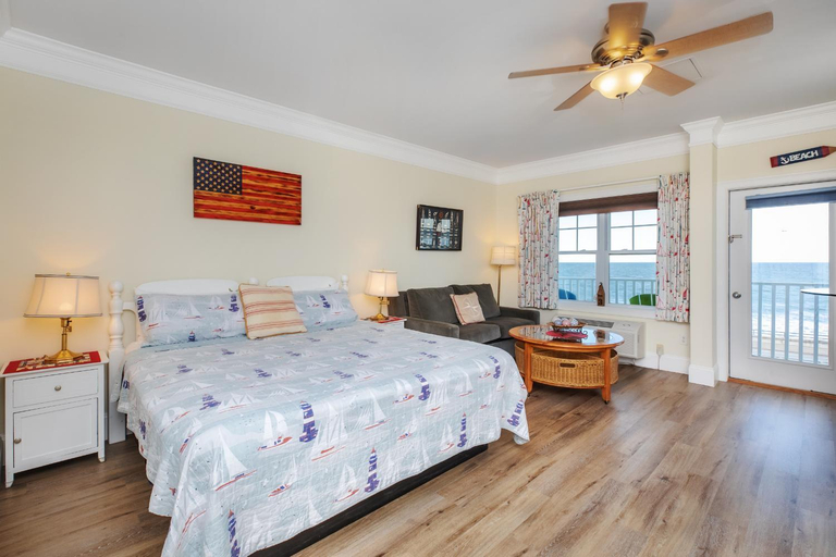 Bedroom 2, Atlantic Breeze Suites, Rockingham