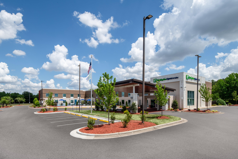 Exterior & Views 2, Holiday Inn Express & Suites WILSON I-95 by IHG, Wilson