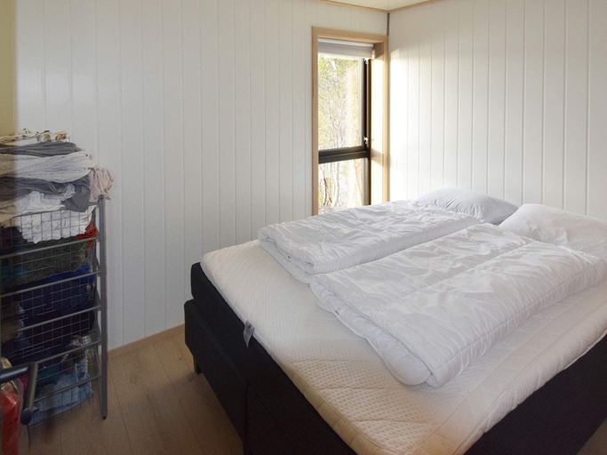 Bedroom 2, star holiday home in stokmarknes, Hadsel