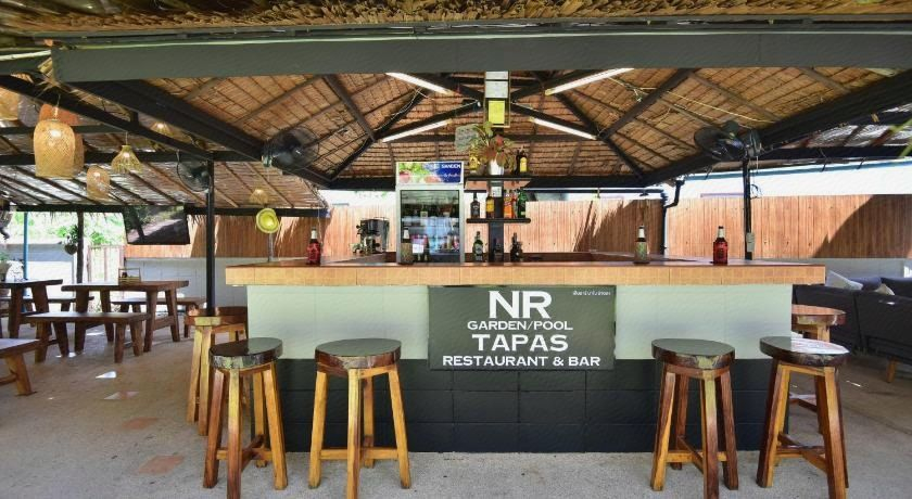 Food & Drinks 5, NR Nanai Patong, Phuket Island