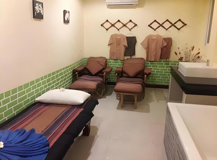 Others 4, Saisawan Beach Resort, Tha Mai