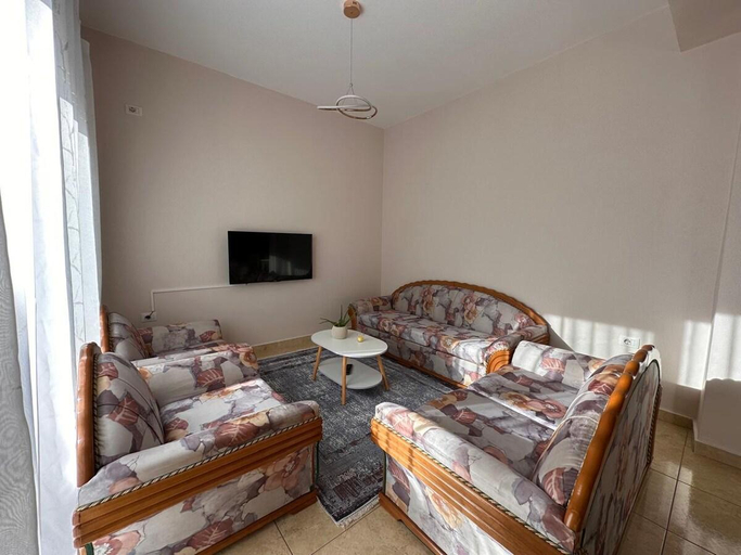 Others 5, Grandpa's Guesthouse at Gjirokastra! Ap.5, Gjirokastrës