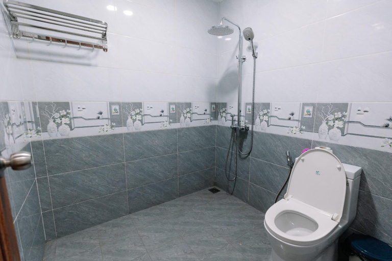 Bathroom, Minh Anh Homestay 2, Huế