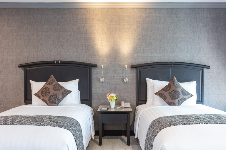 Bedroom 13
