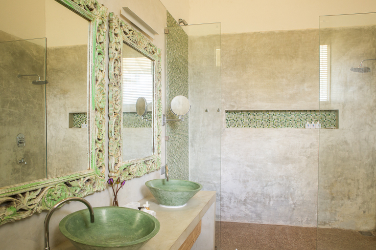 Bathroom 5, Sri Sharavi Beach Villas & Spa, Weligama