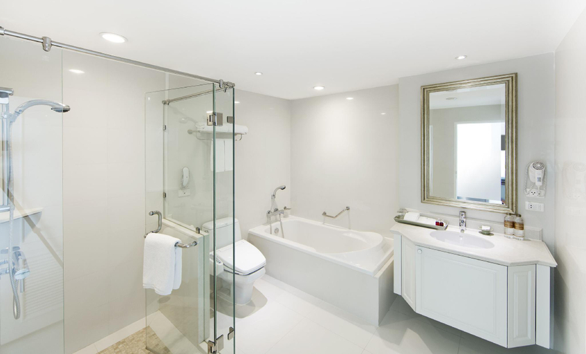 Bathroom 29