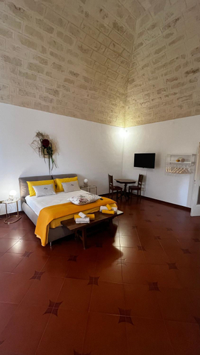 Facilities 4, Maison Martina, Bari