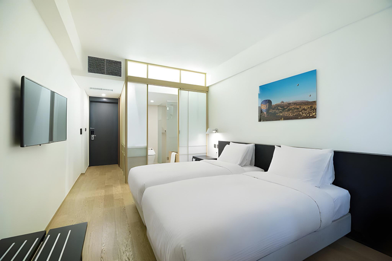 Bedroom 21
