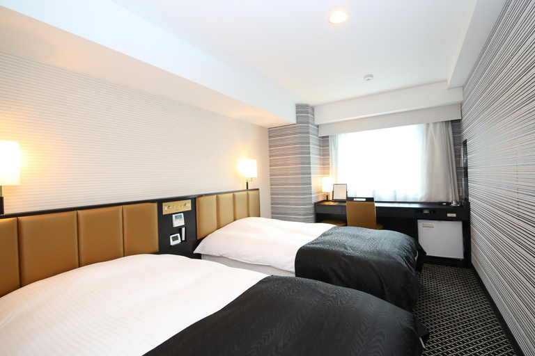 Bedroom 13