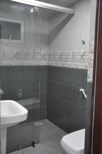 Bathroom, Better Yala Home, Thissamaharama
