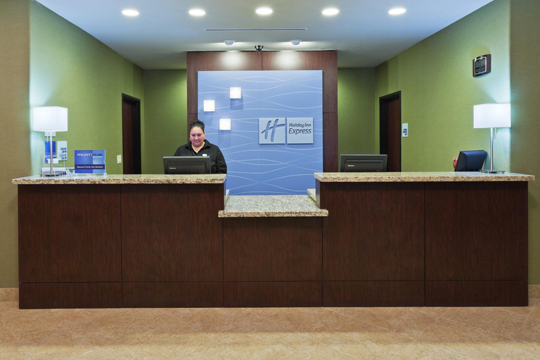 Public Area 2, Holiday Inn Express Hotel & Suites Brady by IHG, McCulloch
