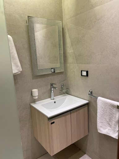 Bathroom 4, Roone Pyramids View Inn, Al-Ahram