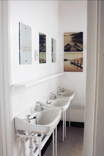 Bathroom 4, Kirkby Stephen Hostel, Cumbria