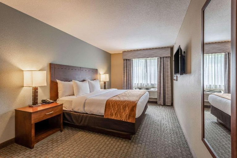 Bedroom 2, AmeriVu Inn and Suites - Chisago City, Chisago