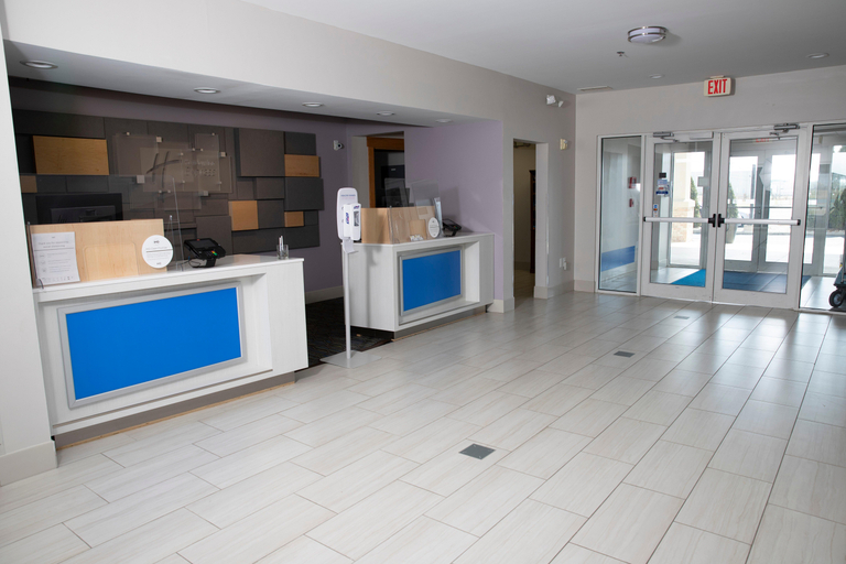 Public Area 2, Holiday Inn Express TOLEDO WEST - NAPOLEON by IHG, Henry