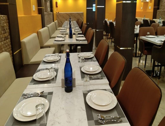 Food & Drinks 4, Royal View Residency, Gaya