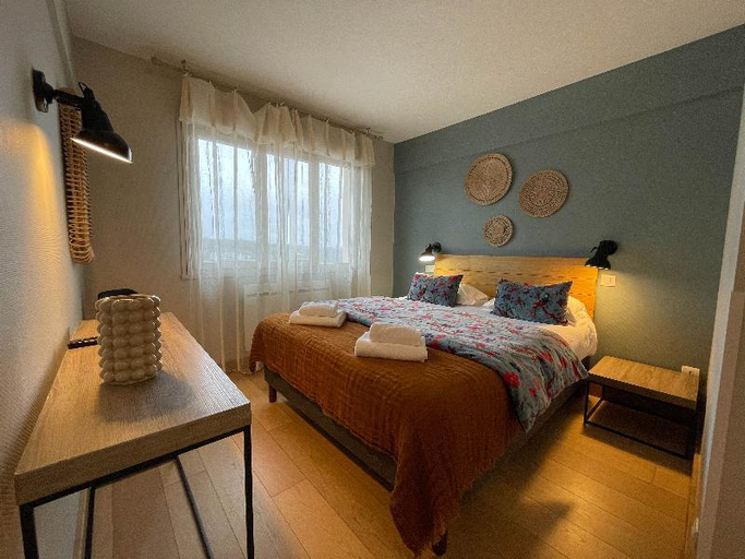 Bedroom 3, Logis Hôtel le Belvédère, Lot