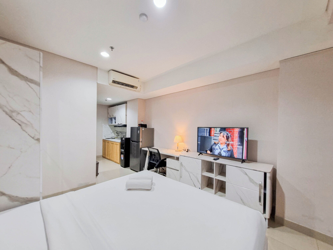 Bedroom, Comfortable And Spacious Studio At Patraland Amarta Apartment, Sleman