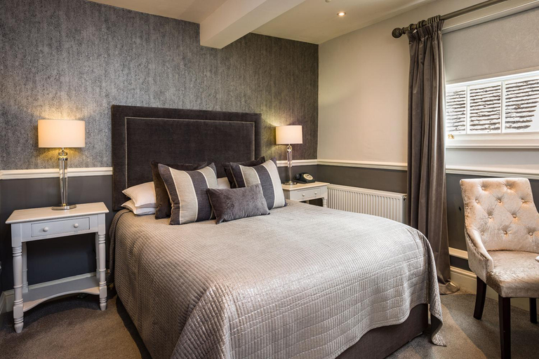 Bedroom 2, The Lake Isle Restaurant with rooms, Rutland