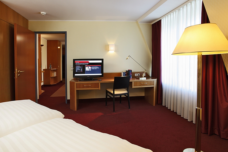 Bedroom 4, H4 Hotel Residenzschloss Bayreuth, Bayreuth