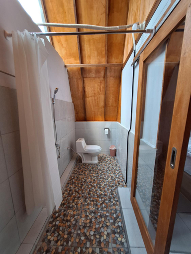 Bathroom, D' Rinjani View Bungalow, Lombok