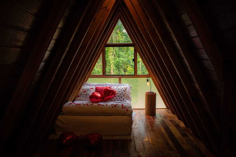 Bedroom 3, CHALÉS SUIÇOS - Românticos na Natureza para Adultos, Itapecerica da Serra