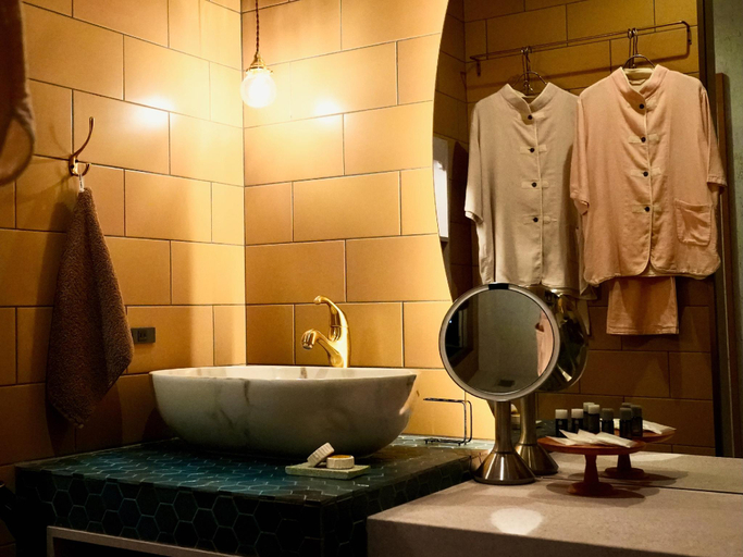 Bathroom 3