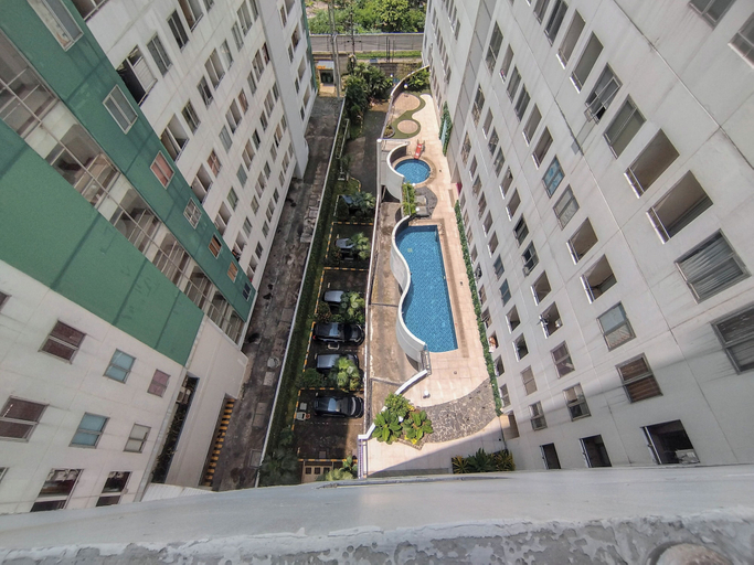 Exterior & Views, Homey And Pleasant 2Br At Pavilion Permata Apartment, Surabaya