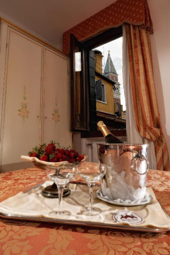Public Area 2, Hotel Ambassador Tre Rose, Venezia
