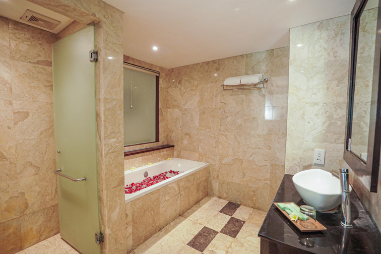 Bathroom 7