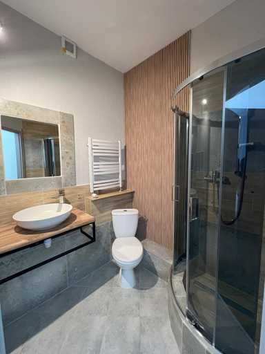 Bathroom 3