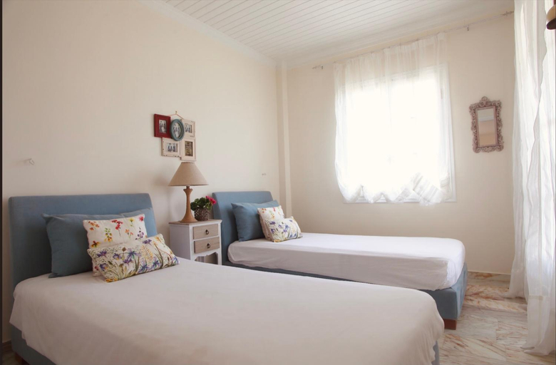 Others 5, IL SOGNO LEFKAS, Ionian Islands