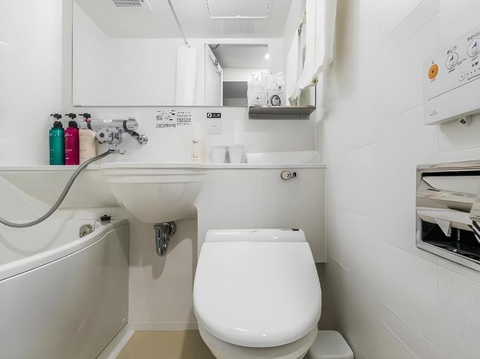 Bathroom 20