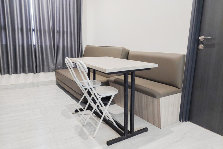 Others 4, Good And Warm 2Br At Collins Boulevard Apartment, Tangerang