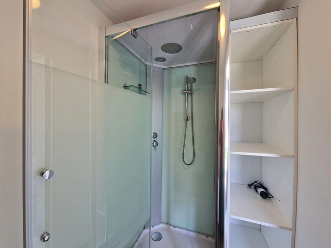 Bathroom 3, Holiday Home near Val-Andre Beach Golf, Côtes-d'Armor