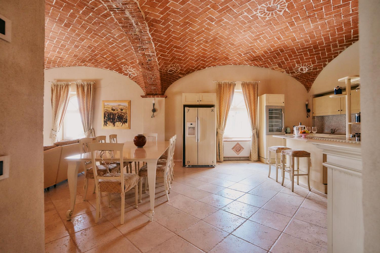 Dining Room 8