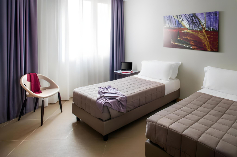 Bedroom 8
