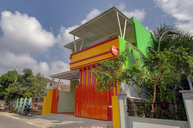 Exterior & Views 1, Hotel O 3774 Shakira Syariah Guest House, Bandar Lampung
