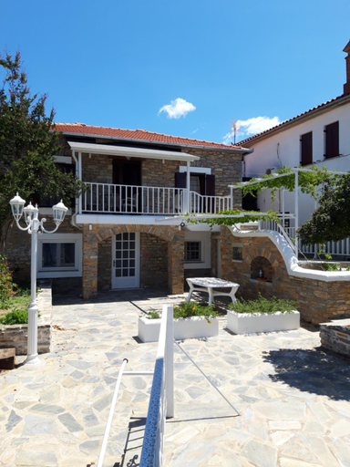 Others 4, Studios Aspasia Lafkos, Thessaly