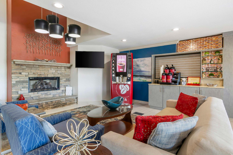 Public Area 2, Best Western Plus Lake Lanier/gainesville Hotel & Suites, Hall