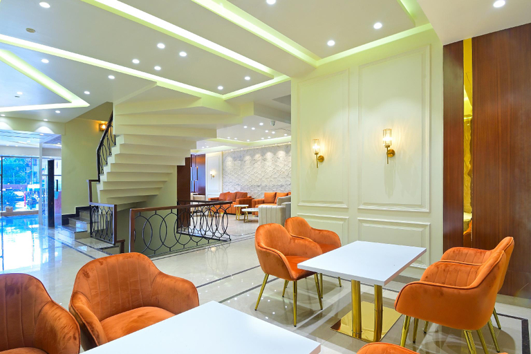 Food & Drinks 4, HOTEL SHANDON-2 MINS FROM CANNAUGHT PLACE, Delhi